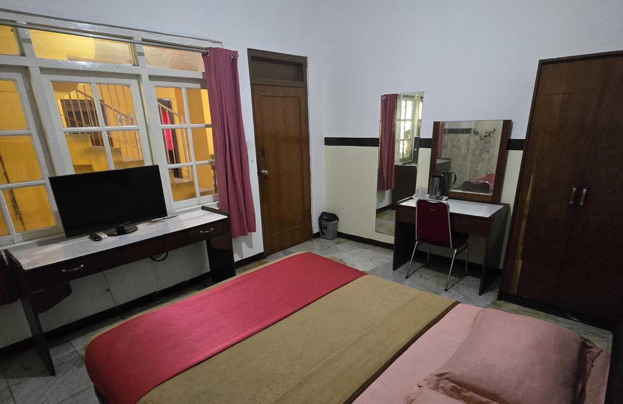 Hotel Tugu Asri ジャカルタ エクステリア 写真