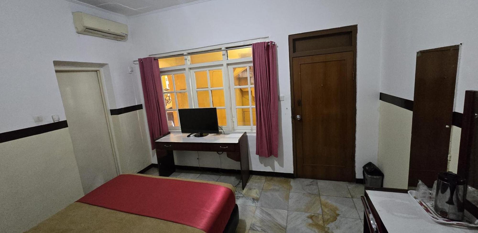 Hotel Tugu Asri ジャカルタ エクステリア 写真